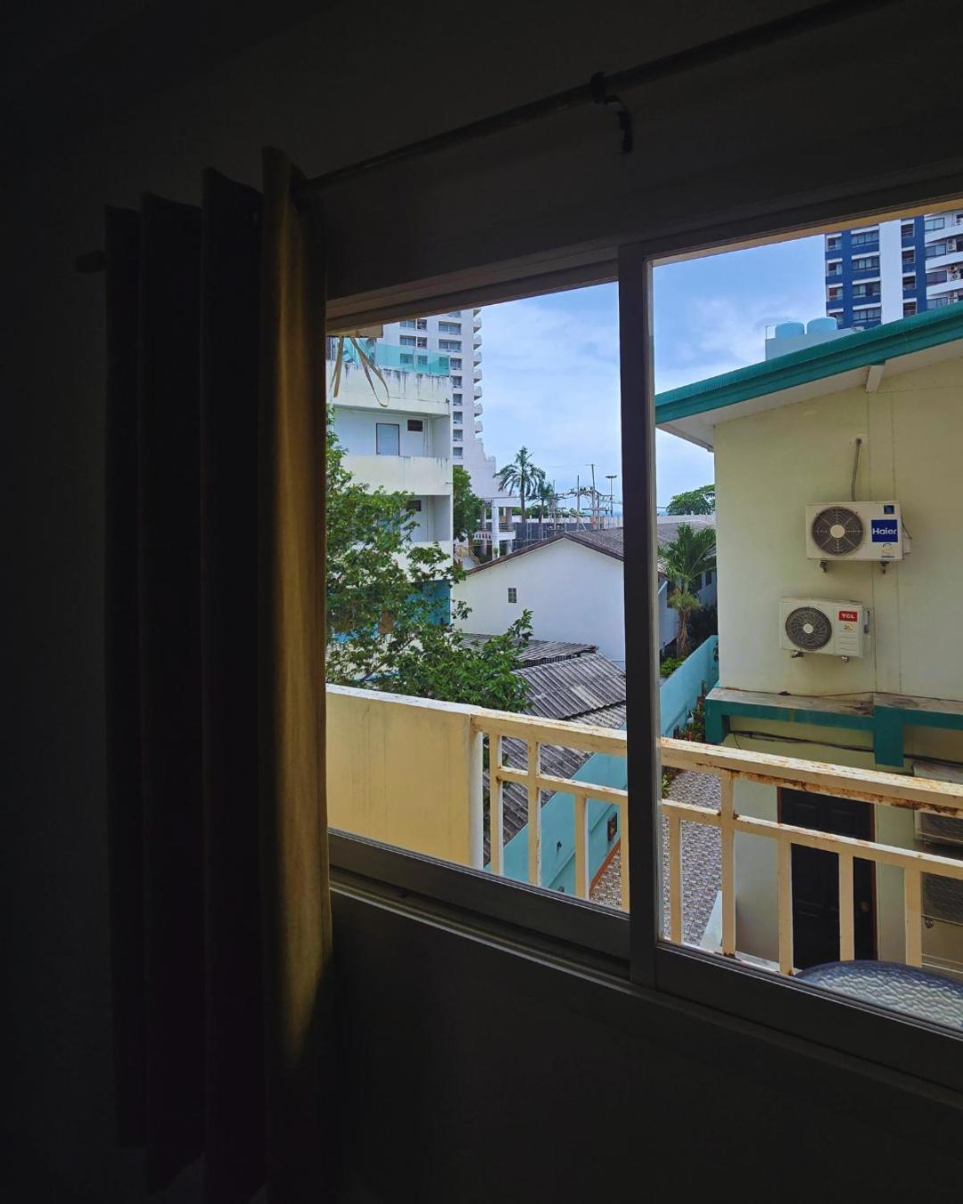 Jardin Hotell Pattaya Exteriör bild
