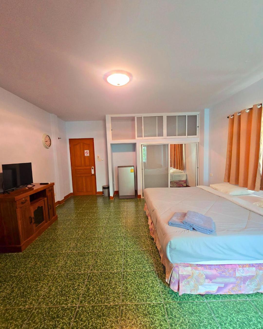 Jardin Hotell Pattaya Exteriör bild